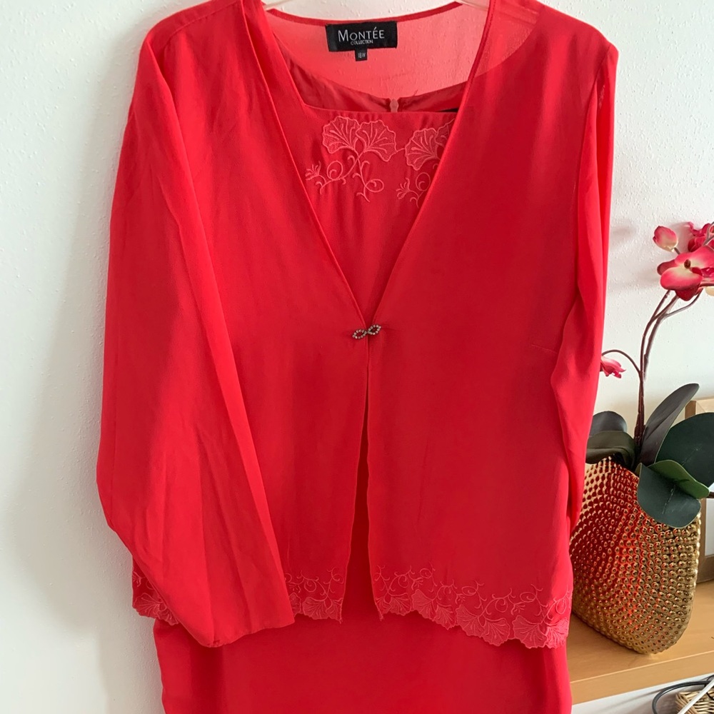 Fuchsia sleeveless dress with Jacket